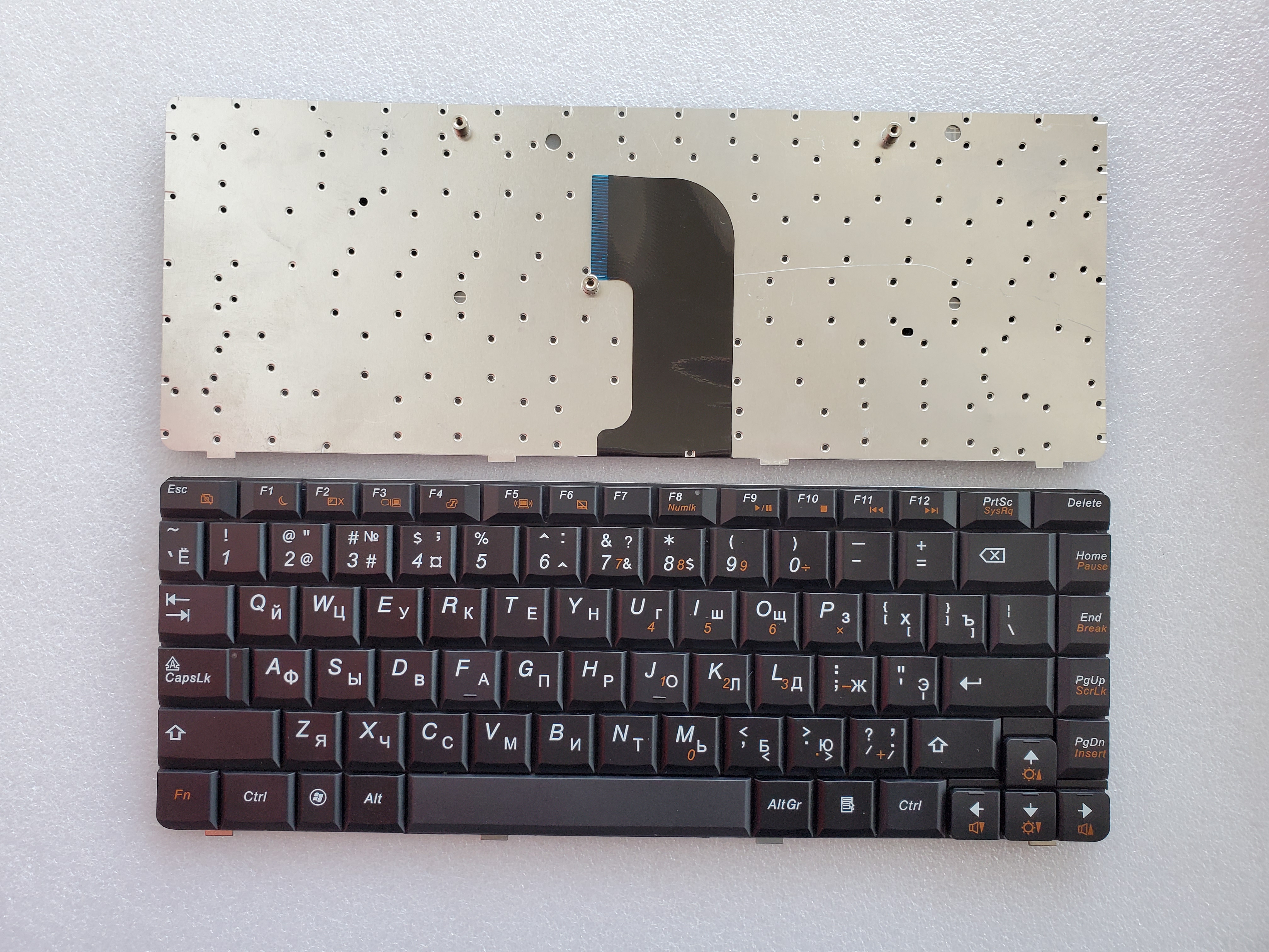 Picture of New Replacement Laptop Keyboard For LENOVO G460 BLACK (OEM) RU Layout